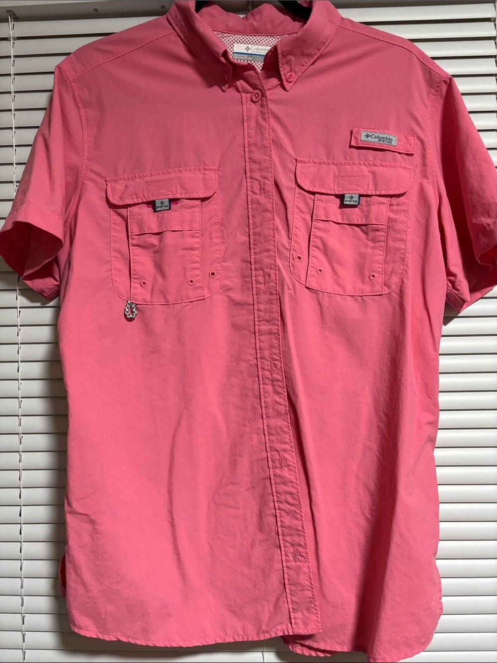 Columbia Men’s Short-Sleeve Button-Down Shirt in Pink
